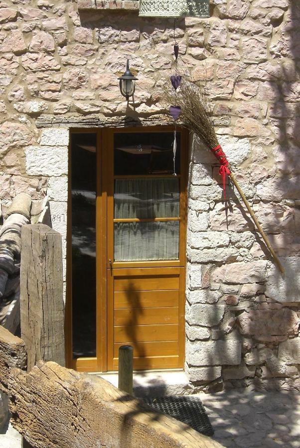 Agriturismo Slowcanda Cardella Exteriör bild